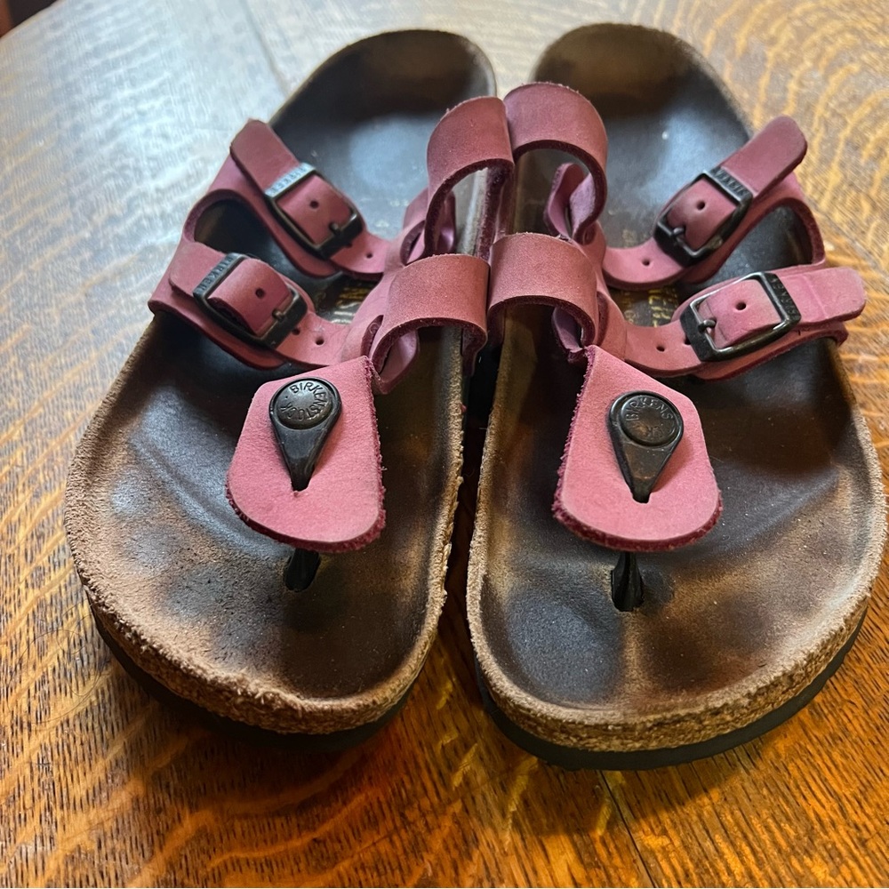 Birkenstock Mauve Sandals with Adjustable Straps - Picture 2 of 8